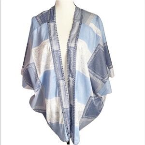 En Creme Oversized Blue White cover up Size S